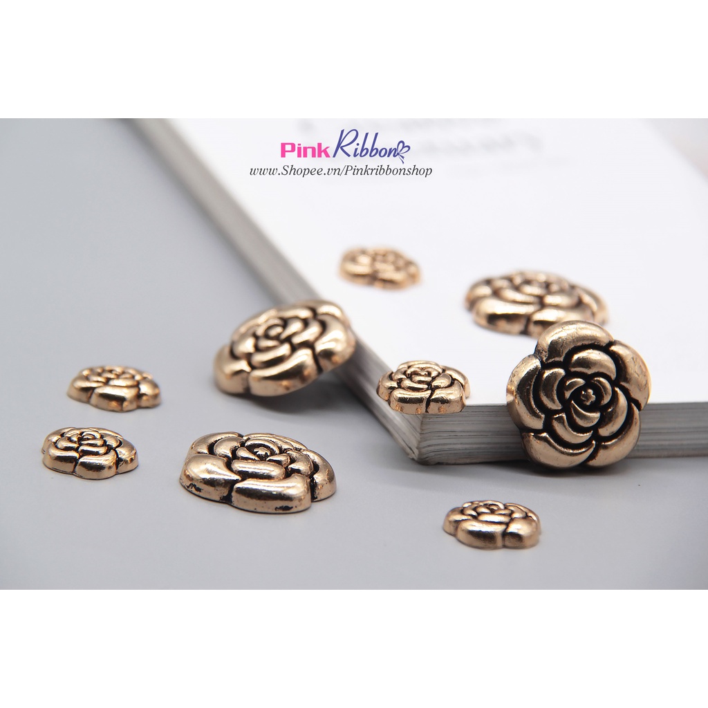 Charm hoa hồng biểu tượng Ch@N€L mạ xi vàng cao cấp