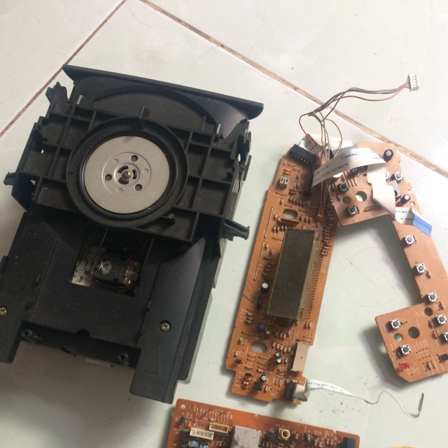 Bán. Ổ đầu đọc CD