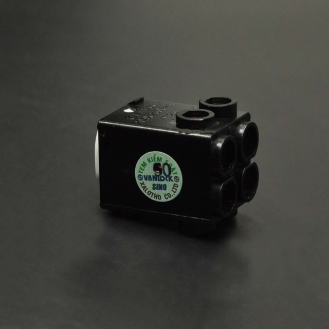 Hạt Công Tắc 2 Cực 20A Sino Vanlock  - Hàng Chính Hãng.