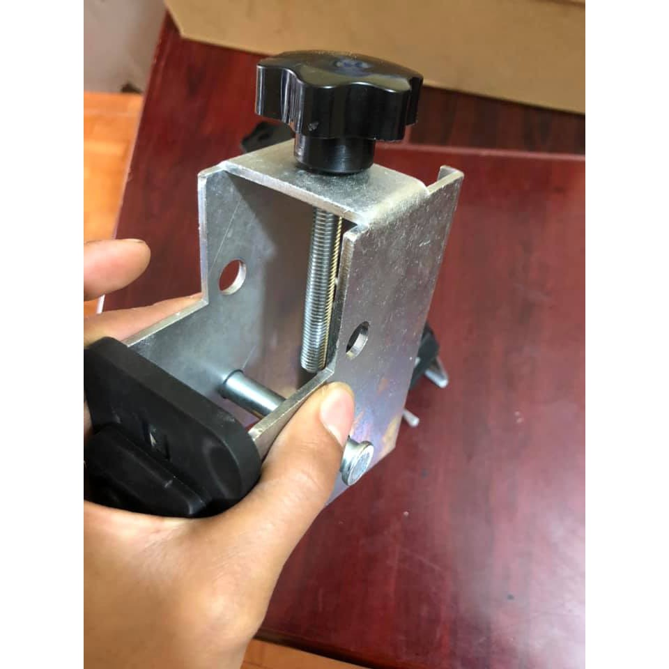 BỘ VẤU KẸP MÂM THÁO XE RA VÀO LỐP
