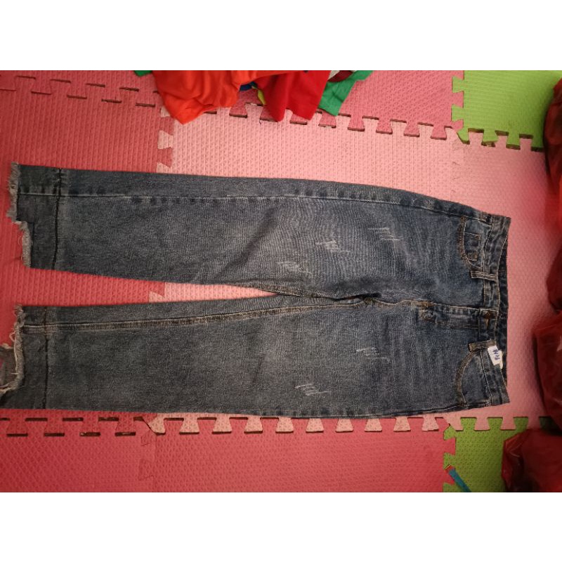Quần jeans nữ