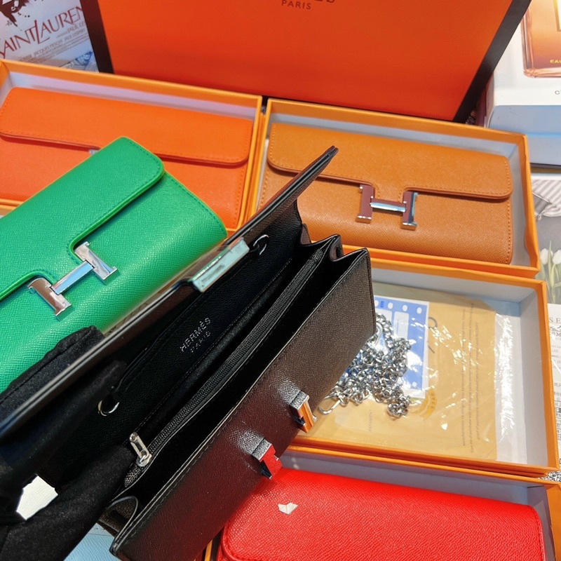 Clutch khoá chữ H dây xích đeo chéo