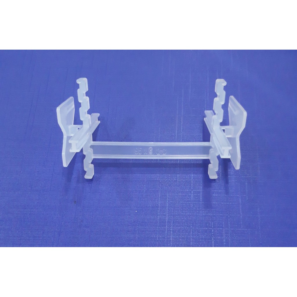 Ke gạch kính  gói 10 cái .kích cỡ 95 x 6mm.10mm