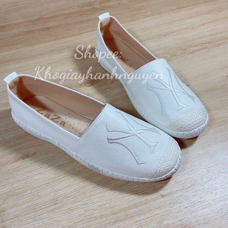 Giày slipon chữ thêu ny đế 2cm | BigBuy360 - bigbuy360.vn