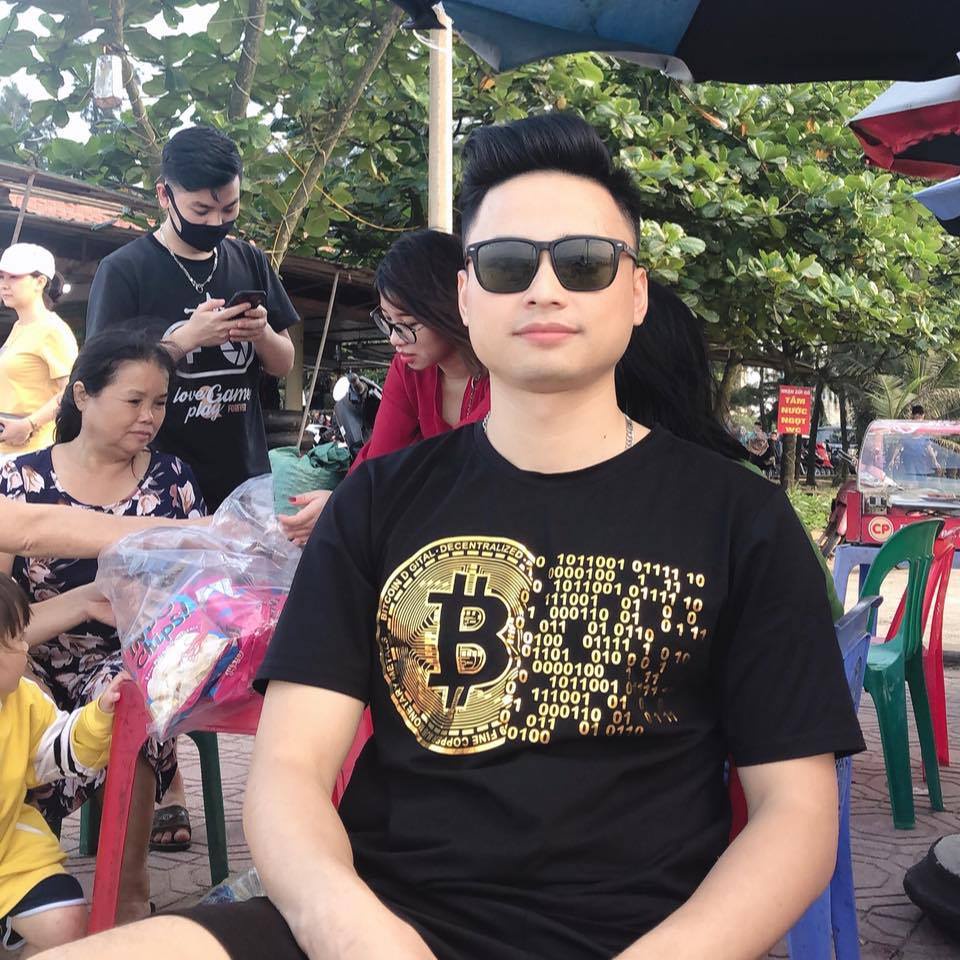 Áo Bitcoin Gold  =>BTC, Ethereum ETH, Binance BNB, Near, Solana SOL, Bitcoin,Crypto