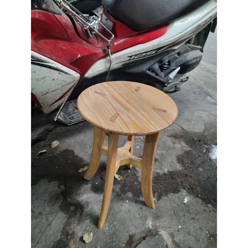 ghế đôn tròn gỗ tần bì