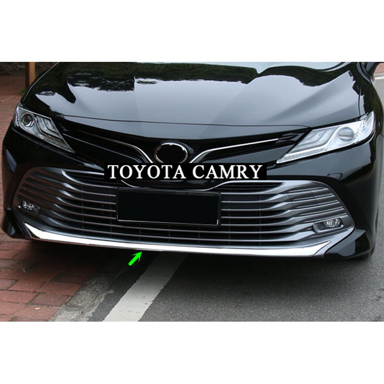 Ốp mí cản trước Camry 2019-2021