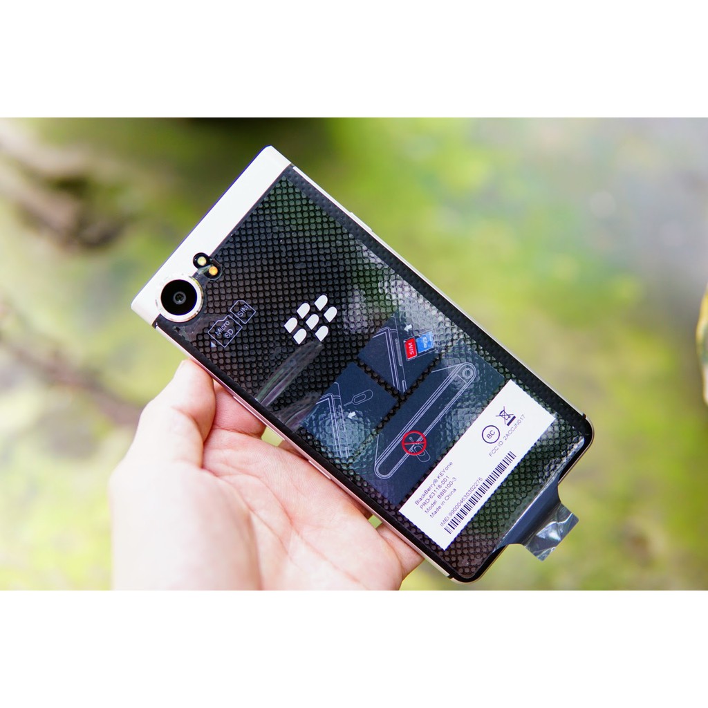 Điện thoại BlackBerry KeyOne 3/32 GB - New Nobox