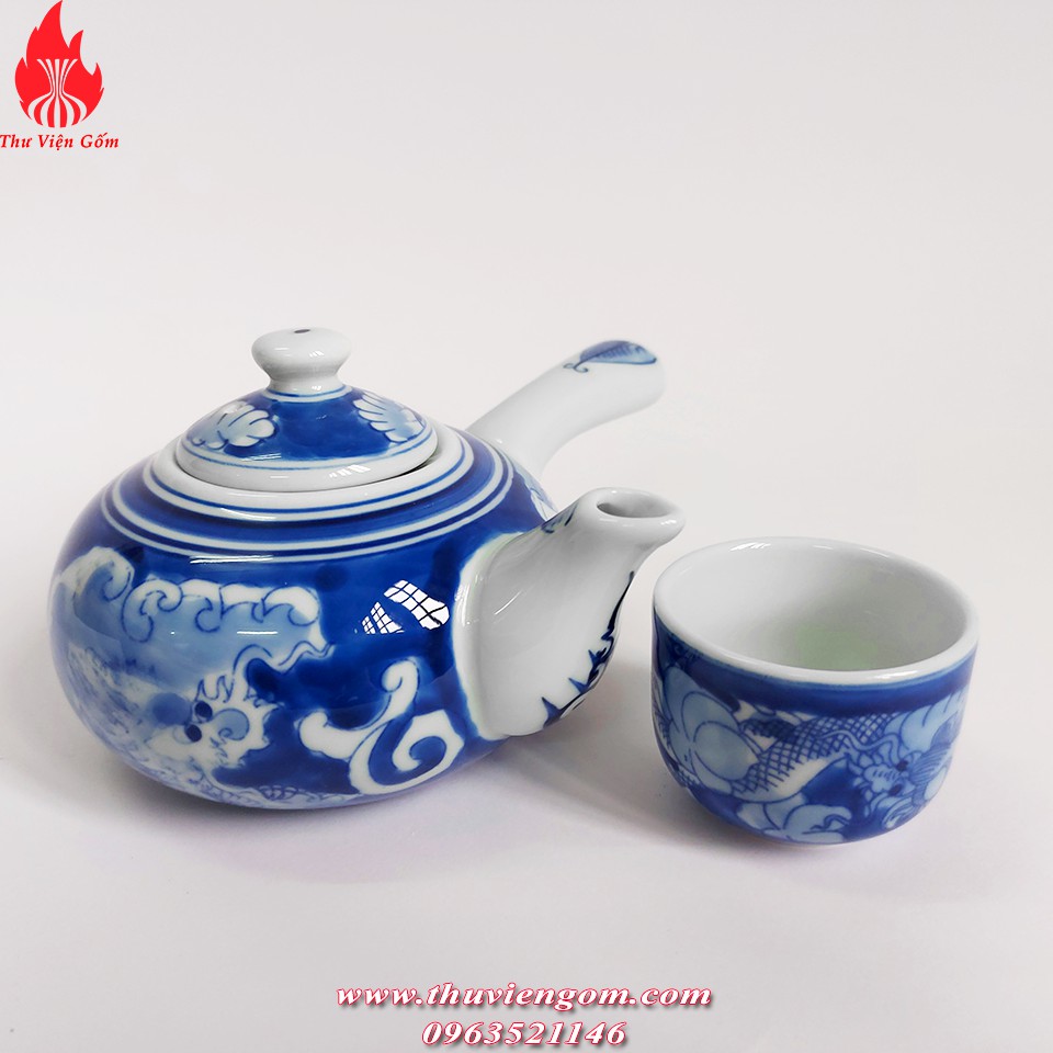 Bộ ấm chén Bát Tràng men lam vẽ long ẩn