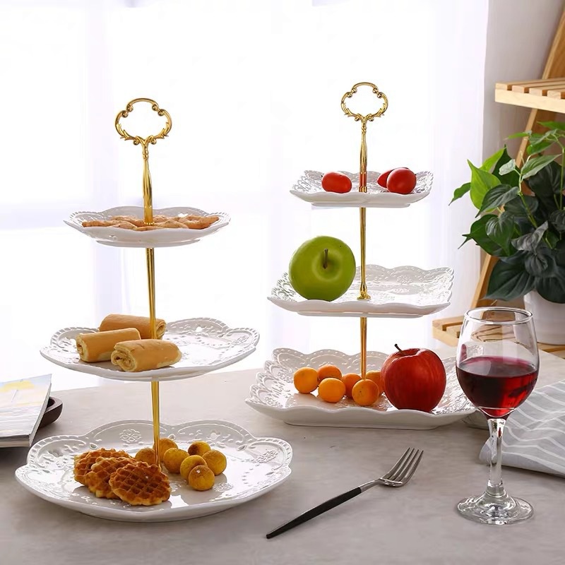 Khay bằng sứ trắng 3 tầng cupcake, trái cây, tiệc trà
