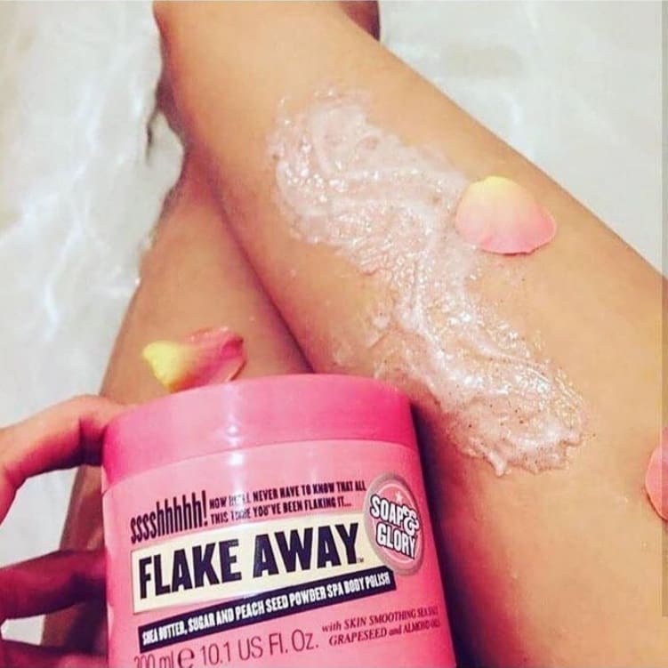 Tẩy tế bào chết Flake Away Scrub Soap &amp; Glory hương nước hoa Rose &amp; Bergamot giúp sáng da 300ML