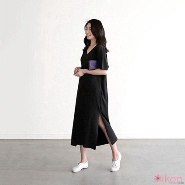 Váy xuông BASIC cổ tim dáng dài xẻ gấu | BigBuy360 - bigbuy360.vn