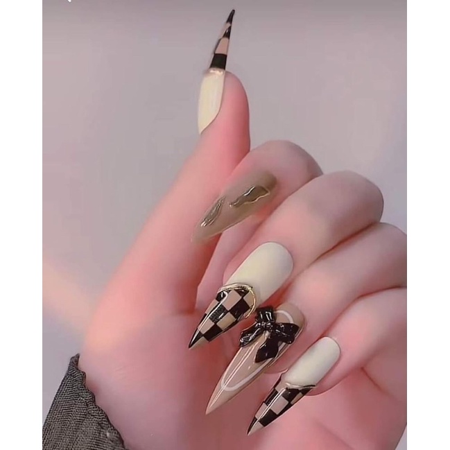 Nail box giá rẻ 68k