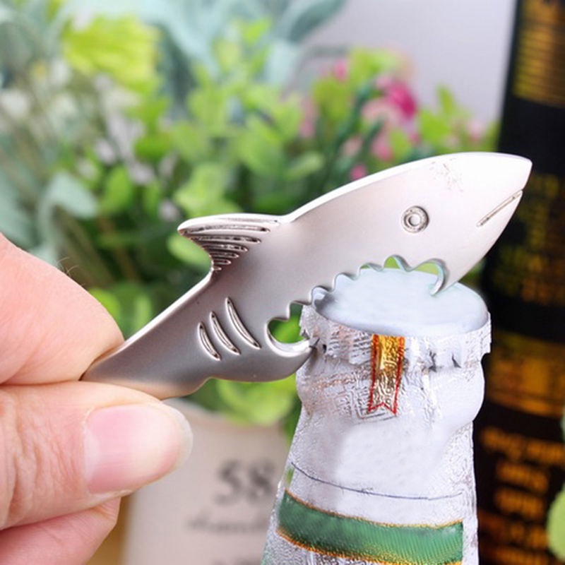 Dụng Cụ Mở Nắp Chai Hình Cá Mập Bằng Kim Loại Sáng Tạo