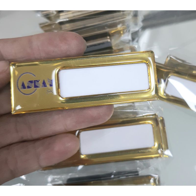 Thẻ tên inox cao cấp. nhận số lượng từ 4 cái trở lên, có lâm châm. làm theo yêu cầu.