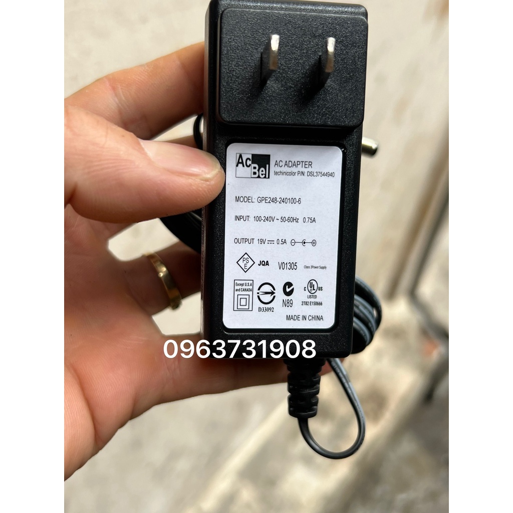 Bộ sạc máy hút bụi 19V 0.5A chính hãng