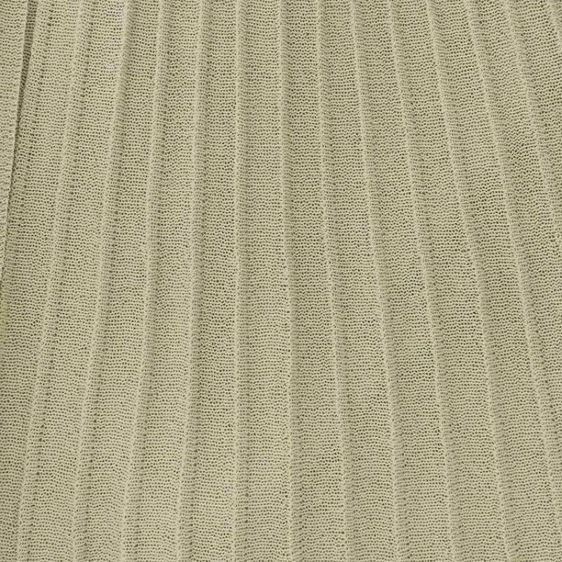 Chân váy len ly midi xòe quyến rũ của GU - Nhật Bản