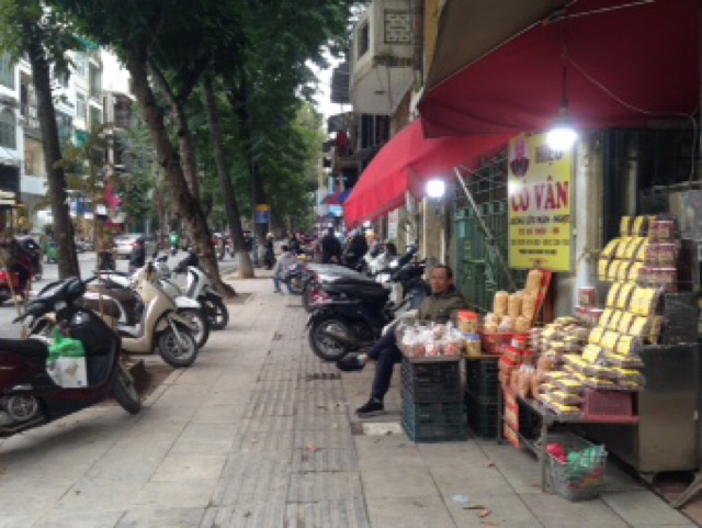 Lạc đỏ rang húng lìu chính hiệu Cô Vân (200g), thơm giòn bùi siêu ngon, đặc sản Hà Nội | BigBuy360 - bigbuy360.vn