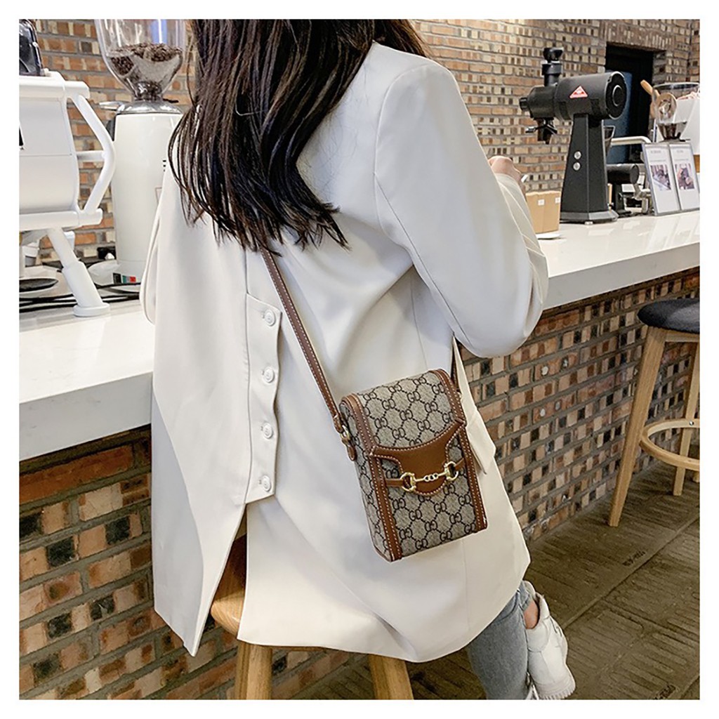 Túi đeo chéo nữ đẹp đựng điện thoại đi chơi cao cấp giá rẻ DC186 | BigBuy360 - bigbuy360.vn