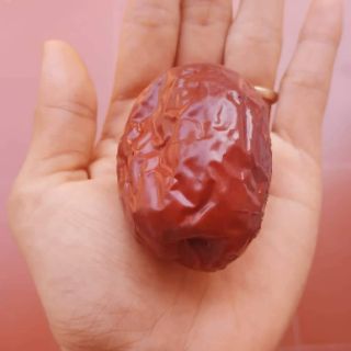 Táo đỏ Tân Cương