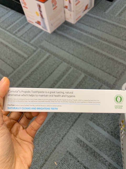 Kem đánh răng Comvita Propolis 100gr