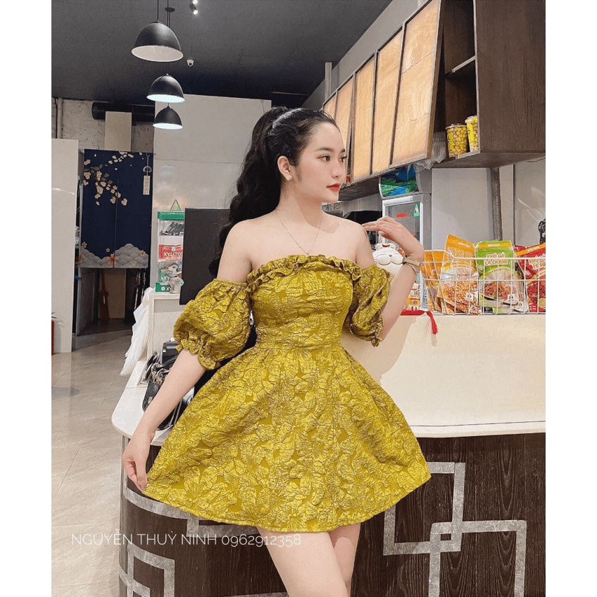 Mẫu Thiết Kế Đầm Gấm Trễ Vai Hợp Thời Trang Siêu HOT UP