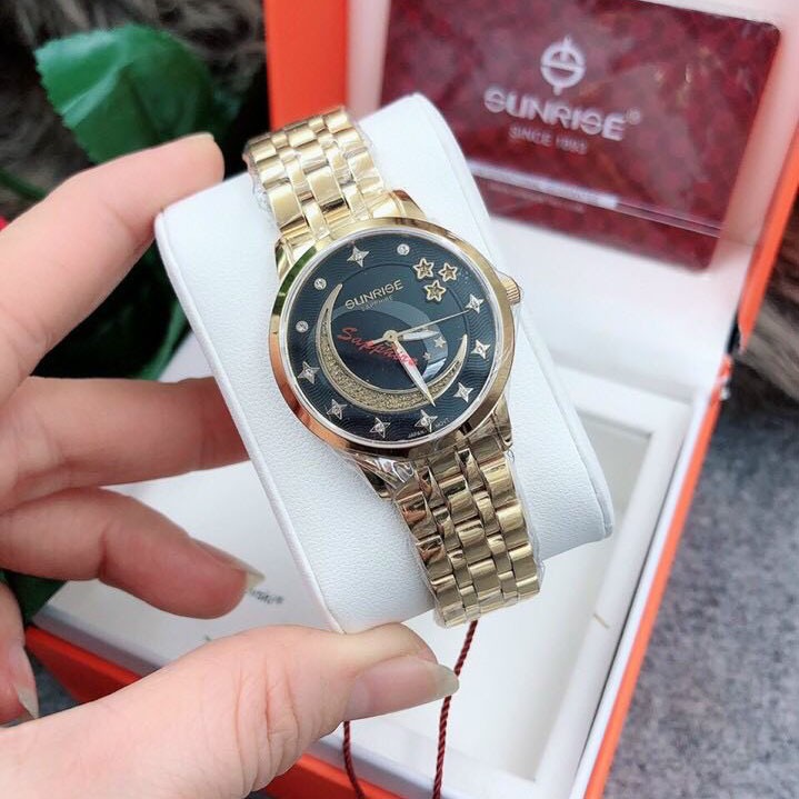 Đồng Hồ Nữ Sunrise Họa Tiết Mặt Trăng Tuyệt Đẹp - 9826SB