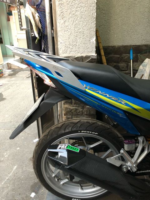 Baga sau Winner TLR