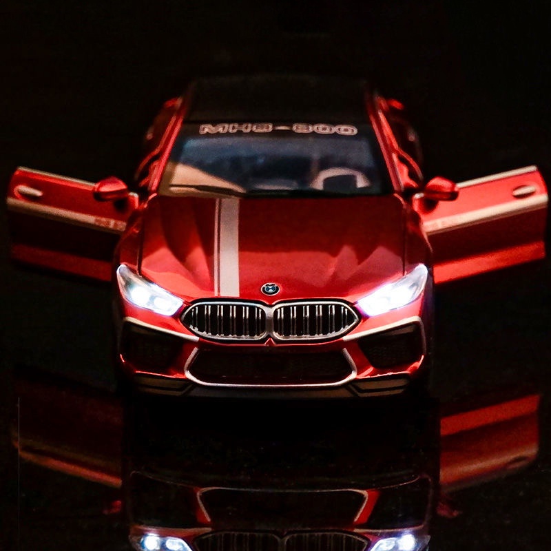 Mô Hình Xe Hơi BMW M8 Bằng Hợp Kim Tỉ Lệ 1: 32 Có Đèn Và Nhạc