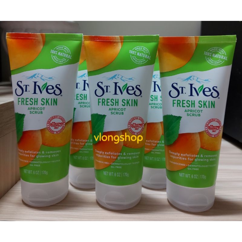 Sữa rửa mặt tẩy tế bào da chết chiết xuất quả mơ St.Ives Fresh Skin.