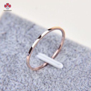 Nhẫn titan kiểu dáng đơn giản cho cặp đôi