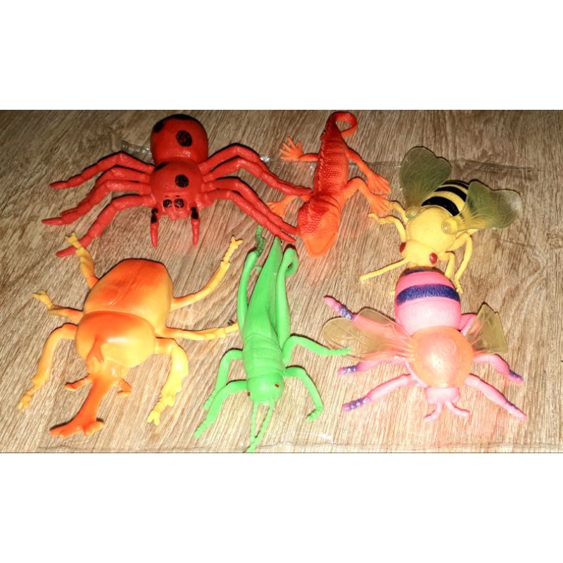 Sét 6 mô hình côn trùng bằng nhựa cứng rất đẹp