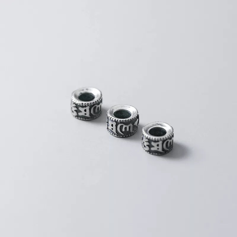 CHARM BẠC THÁI KHẮC OM MANI PADME HUM