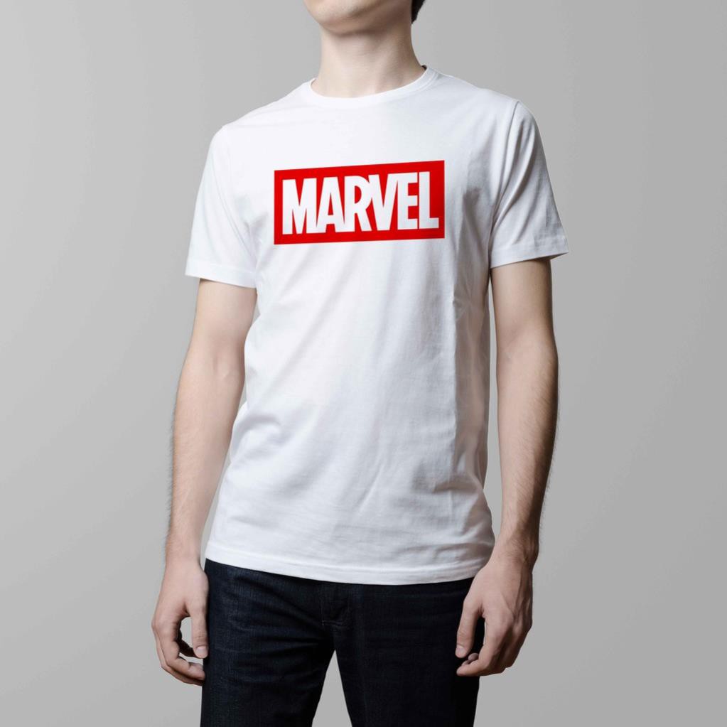 Áo thun in hình chữ Marvel