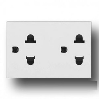 Ổ cắm đôi 3 chấu Arteor Legrand