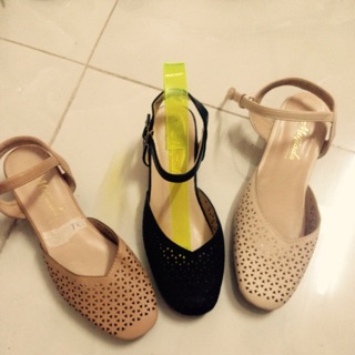 Xả sandal xục đục lỗ laze 75k