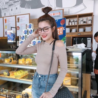 Áo lệch vai tay dài trơn