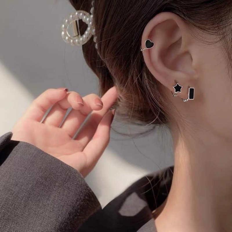 bông tai khoen tim, ngôi sao, chữ nhật viền đen xinh xắn