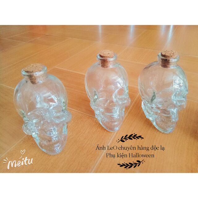 Đầu lâu thủy tinh