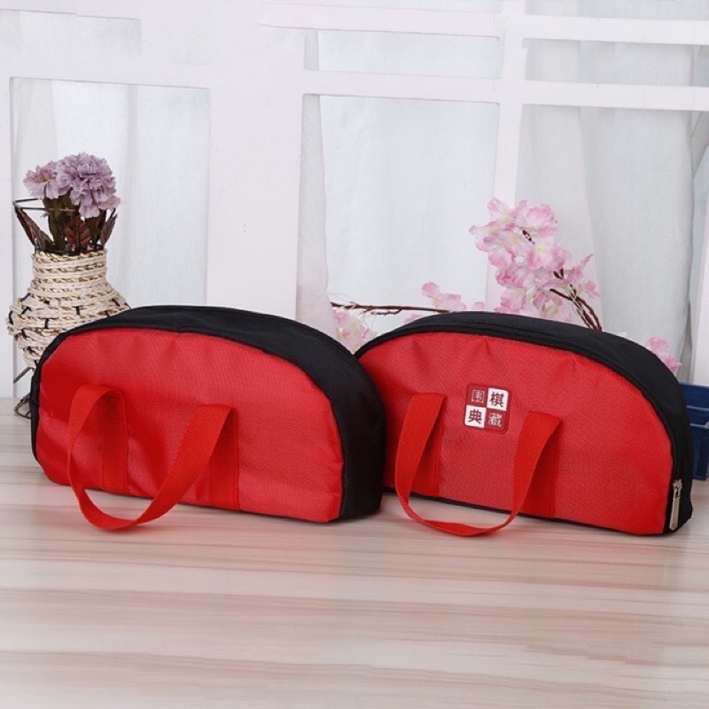 Combo Bàn Gỗ Dẻ 6cm Có Chân + Cờ Đá Hai Mặt Cong + Hộp Cờ Trúc + Túi Vải Bố + Túi Đựng Hộp Cờ Đỏ