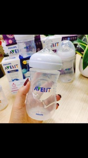  Bình avent natural 330ml núm số 4 cho bé 6-9m