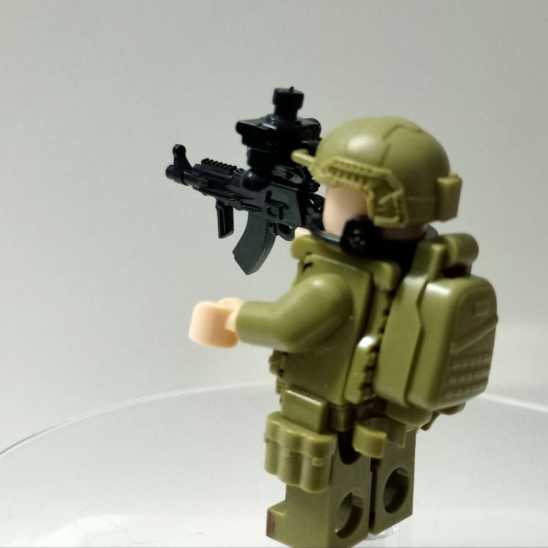 Mô hình đồ chơi nhân vật lego Lính kèm phụ kiện