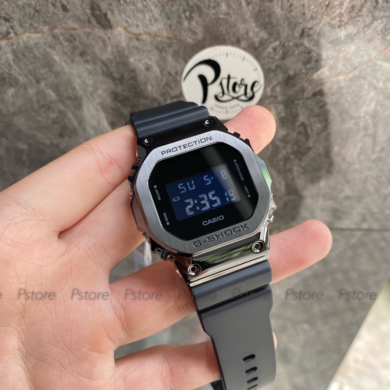 Đồng hồ nam Casio Gshock GM-5600B-1 thép đen