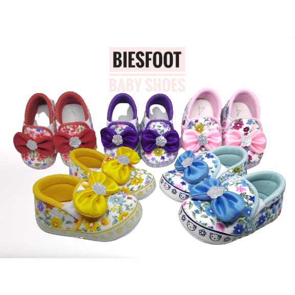 Giày Búp Bê Đính Hoa Xinh Xắn Màu Sắc Ngẫu Nhiên Cho Bé Gái 0-12 Tháng Tuổi
