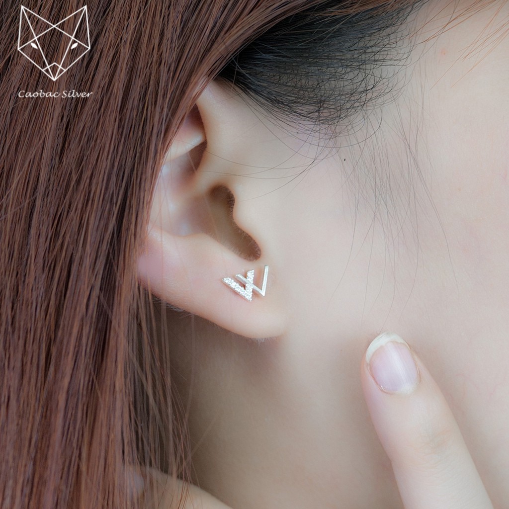Khuyên Tai Bạc Ta CaoBac Jewellery Cho Nam Nữ Mặt Chữ W Basic