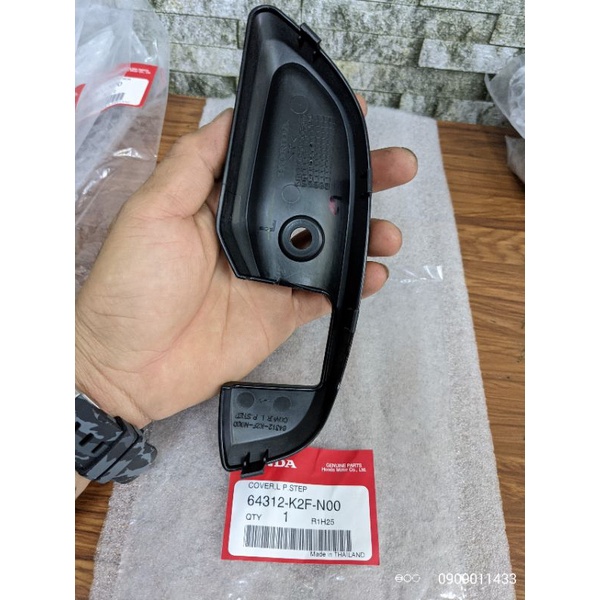 Ốp nhựa che gác chân sau  Scoopy 2021-2023