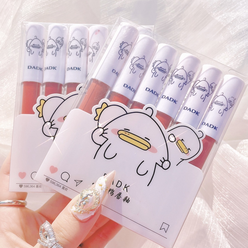 Bộ 6 Son Môi Dadk Chất Nhung Lì Thiết Kế Hình Chú Vịt Vàng Dễ Thương