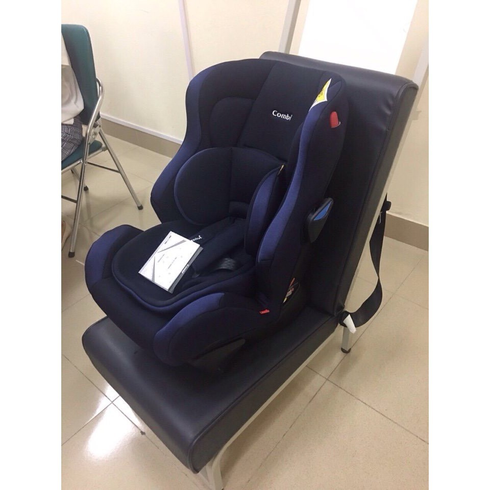 Ghế ngồi ô tô Combi Wego Long (0-7Y) xanh navy