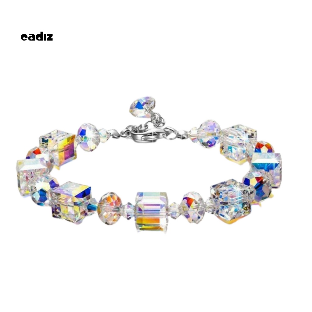 Vòng Tay Đính Hạt Đá Cad Sang Trọng Thân Thiện Với Môi Trường