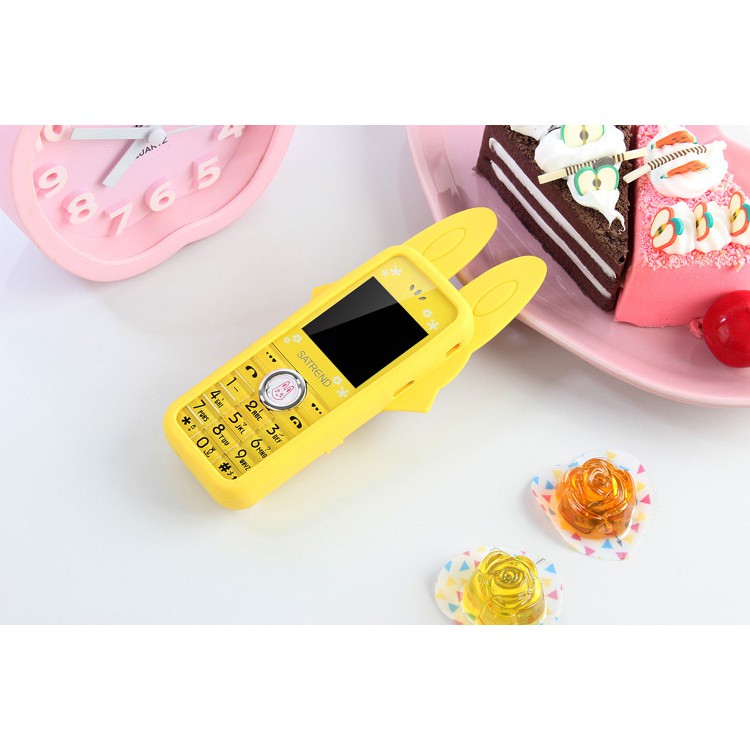 Điện thoaji siêu dễ thương k600, tặng pin + ốp dẻo | BigBuy360 - bigbuy360.vn